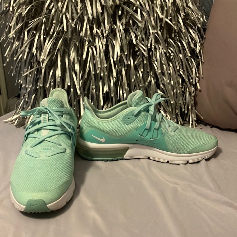 Nike air max 6.5 youth mint green